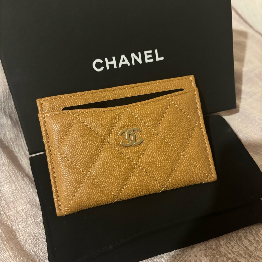 Chanel dark beige card holder! Brand new